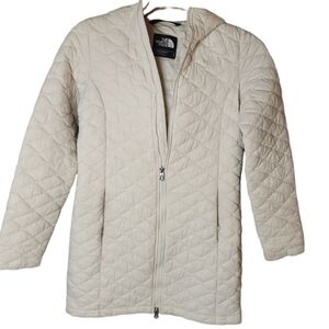 The North Face Women's Off-White Quilted Puffer Jacket Size Small